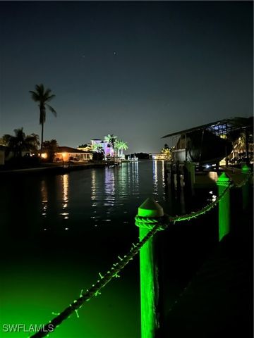 35 Fairview BLVD, Fort Myers Beach, FL 33931