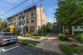 53 Ferry Street, Lambertville City, NJ 08530