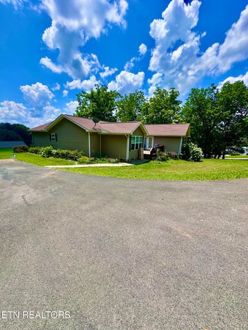 116 Barnes Lane, Strawberry Plains, TN 37871