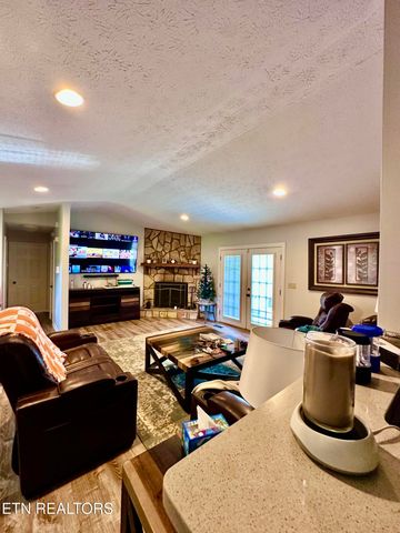 116 Barnes Lane, Strawberry Plains, TN 37871