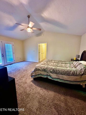 116 Barnes Lane, Strawberry Plains, TN 37871