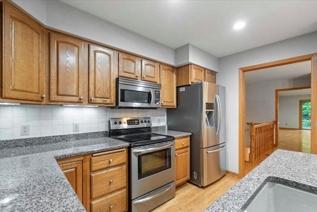 2712 Madison STREET, Waukesha, WI 53188