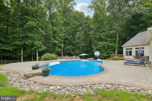 144 CHICKADEE DR, Dunkirk, MD 20754