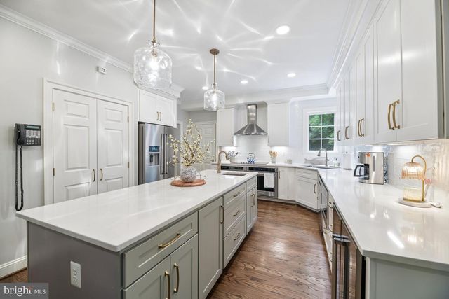 144 CHICKADEE DR, Dunkirk, MD 20754