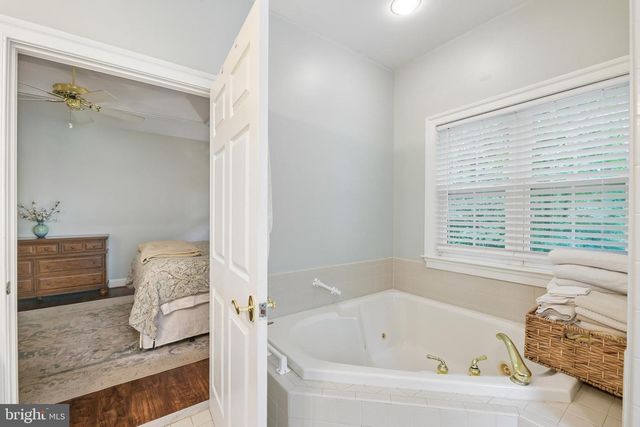 144 CHICKADEE DR, Dunkirk, MD 20754