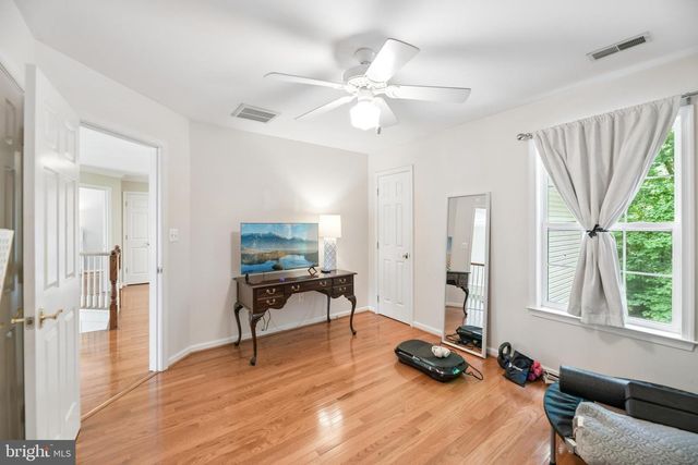 144 CHICKADEE DR, Dunkirk, MD 20754