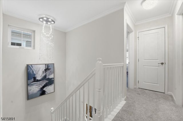 612 Lopez Ln, Morris Plains Boro, NJ 07950