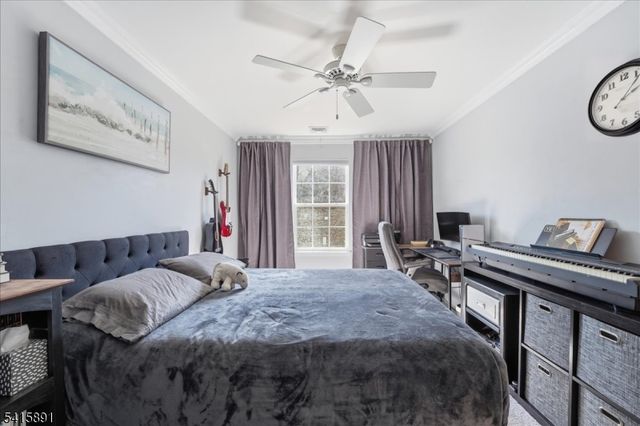 612 Lopez Ln, Morris Plains Boro, NJ 07950