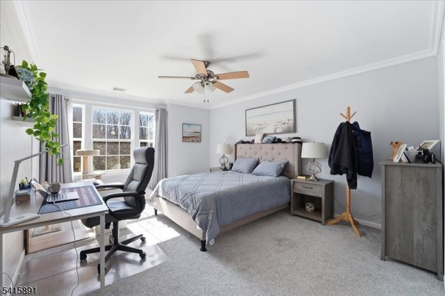 612 Lopez Ln, Morris Plains Boro, NJ 07950