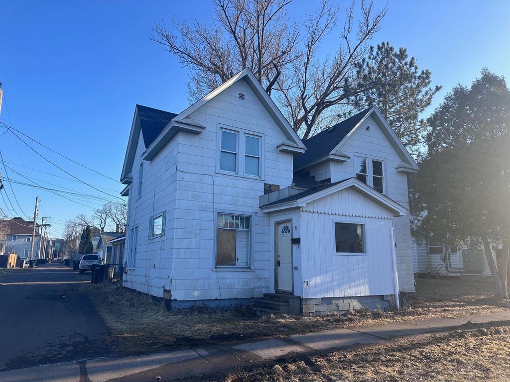 1314-1316 N 11th Street, Superior, WI 54880