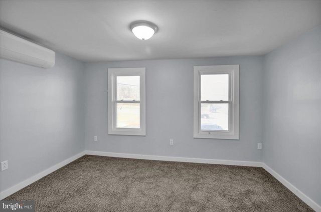 21 SEYFERT DR, Birdsboro, PA 19508