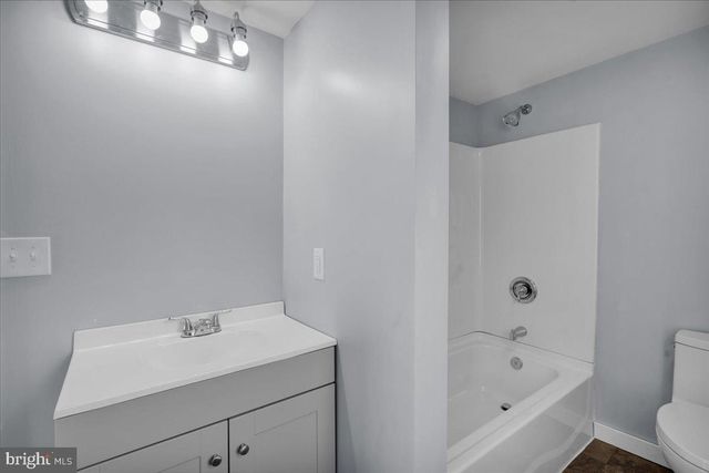 21 SEYFERT DR, Birdsboro, PA 19508