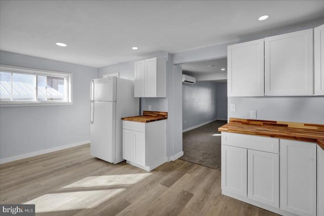 21 SEYFERT DR, Birdsboro, PA 19508