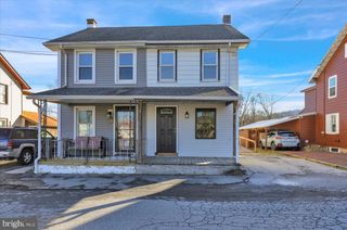 21 SEYFERT DR, Birdsboro, PA 19508