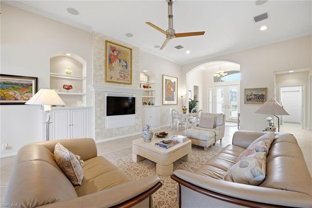 6007 Fairway CT, Naples, FL 34110