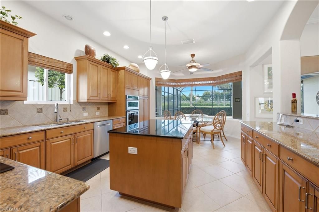 6007 Fairway CT, NAPLES, FL 34110 — photo 5