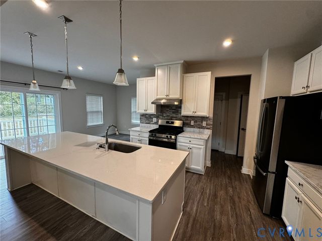 16043 Cambria Cove Blvd, Midlothian, VA 23112