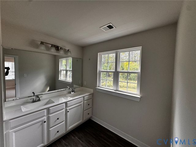 16043 Cambria Cove Blvd, Midlothian, VA 23112