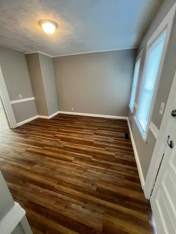 115 Grant St B, Framingham, MA 01702