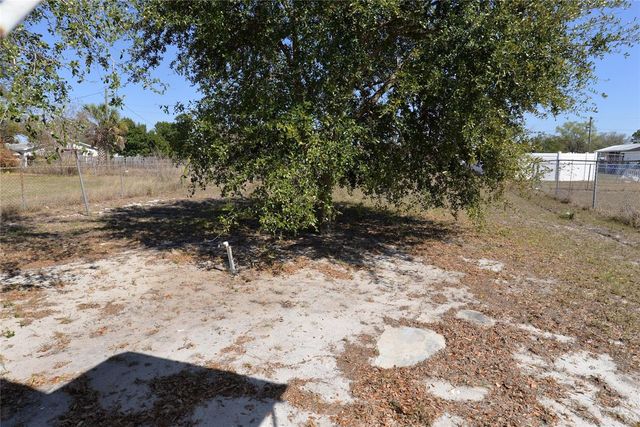 640 N 8TH STREET, Eagle Lake, FL 33839