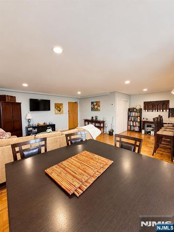 208 Anderson Street S7C, Hackensack, NJ 07601