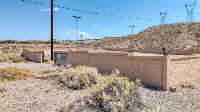 2620 Desert Foothills Boulevard, Bullhead City, AZ 86429