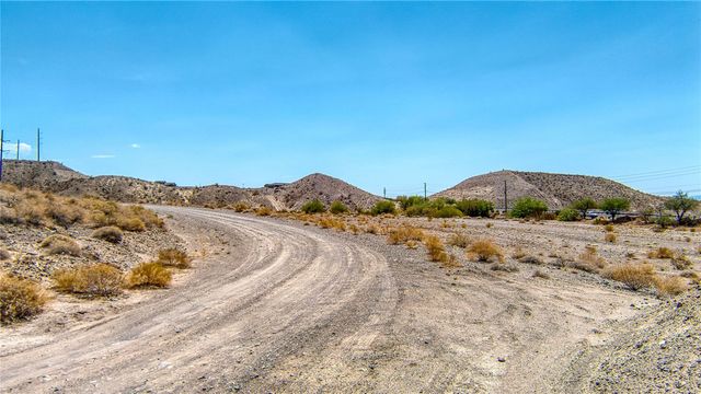 2620 Desert Foothills Boulevard, Bullhead City, AZ 86429