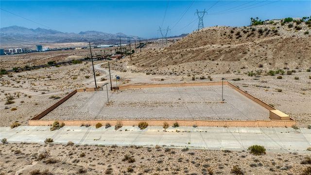 2620 Desert Foothills Boulevard, Bullhead City, AZ 86429