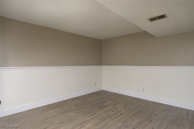 1033 Sunnywood Lane, Ravenna, OH 44266