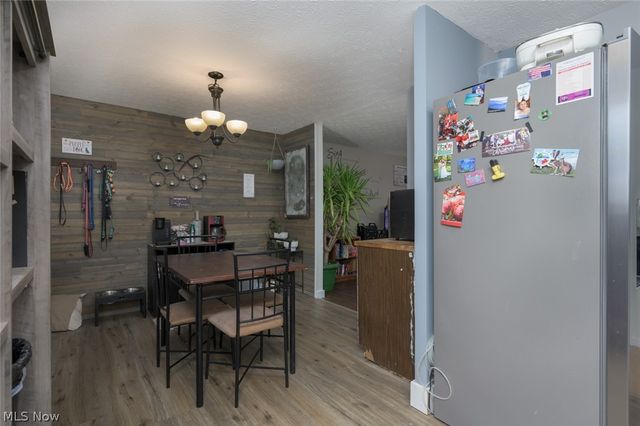 1033 Sunnywood Lane, Ravenna, OH 44266