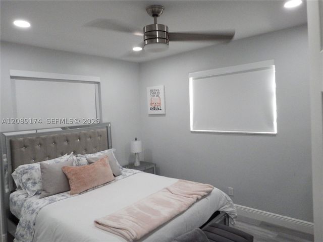 1711 N 50th Ave, Hollywood, FL 33021