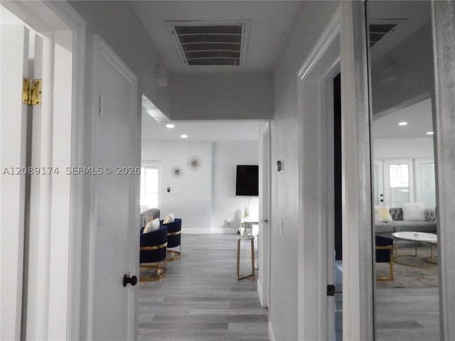 1711 N 50th Ave, Hollywood, FL 33021