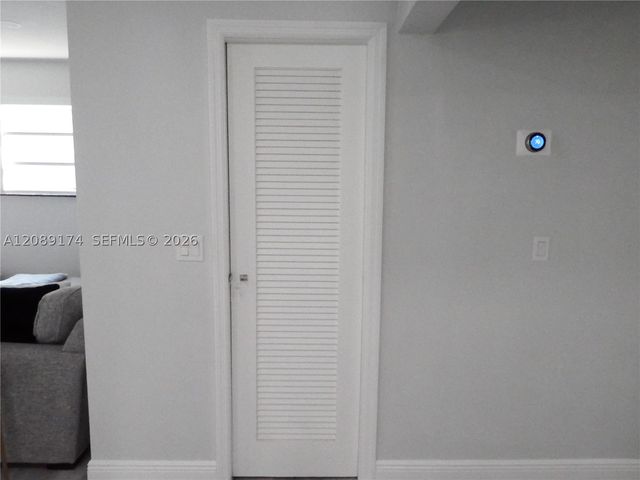 1711 N 50th Ave, Hollywood, FL 33021