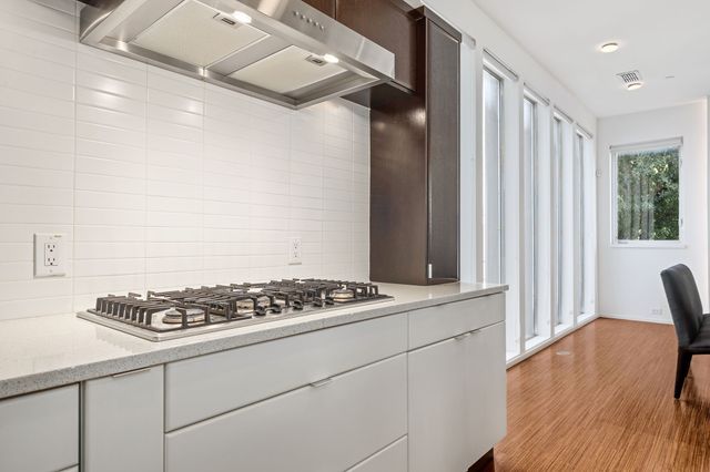 4206 Buena Vista Street C, Dallas, TX 75205