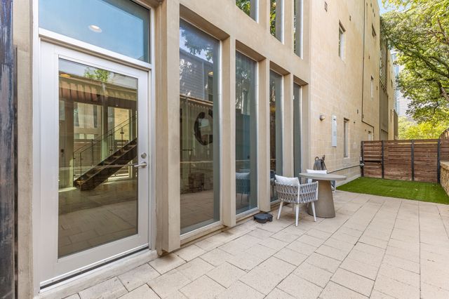 4206 Buena Vista Street C, Dallas, TX 75205