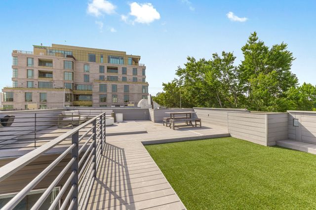 4206 Buena Vista Street C, Dallas, TX 75205