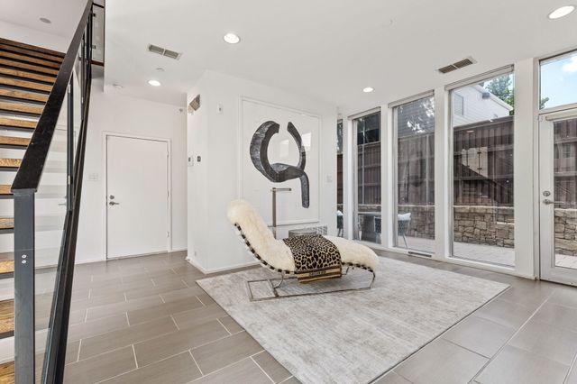 4206 Buena Vista Street C, Dallas, TX 75205