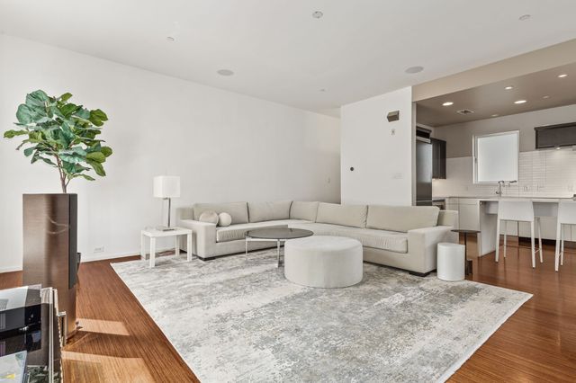 4206 Buena Vista Street C, Dallas, TX 75205