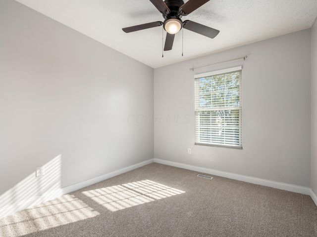 864 Robmeyer Drive, Columbus, OH 43207