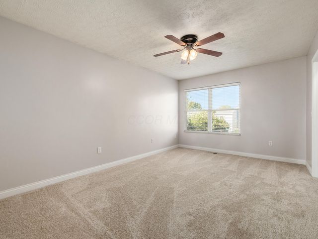 864 Robmeyer Drive, Columbus, OH 43207