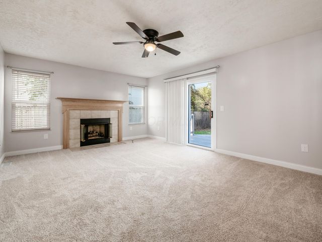 864 Robmeyer Drive, Columbus, OH 43207