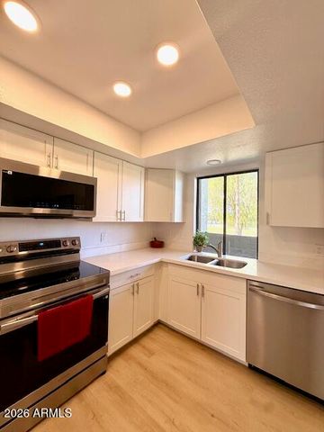 2524 S EL PARADISO Drive 57, Mesa, AZ 85202