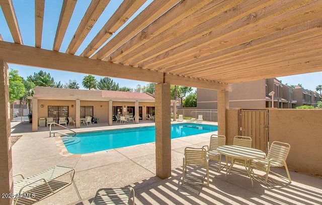 2524 S EL PARADISO Drive 57, Mesa, AZ 85202