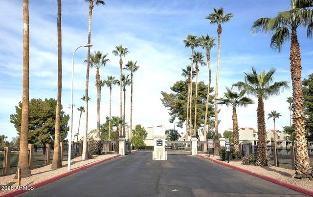 2524 S EL PARADISO Drive 57, Mesa, AZ 85202