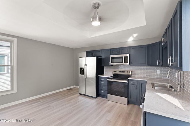 2917 S 6th St, Louisville, KY 40208