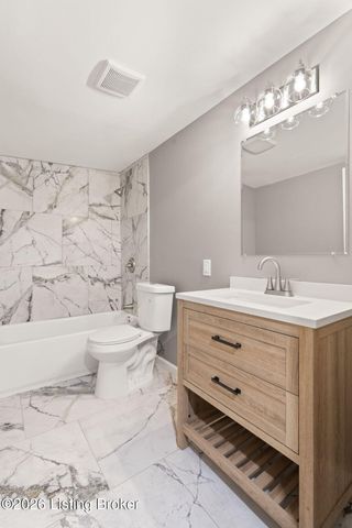 2917 S 6th St, Louisville, KY 40208