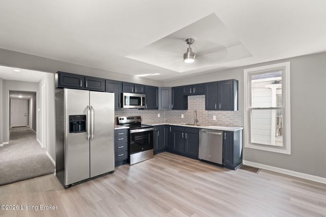 2917 S 6th St, Louisville, KY 40208