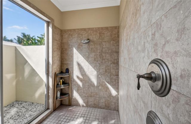 404 PARTRIDGE CIRCLE, Sarasota, FL 34236