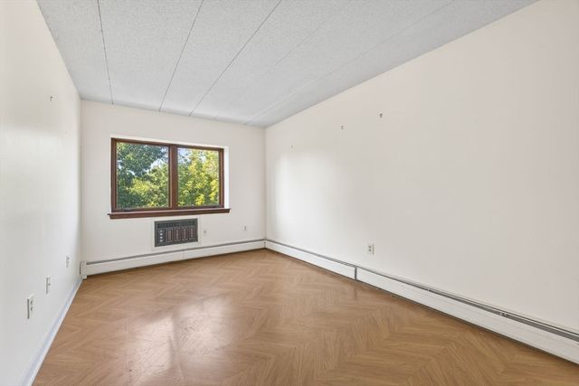 180 Green St 406, Melrose, MA 02176