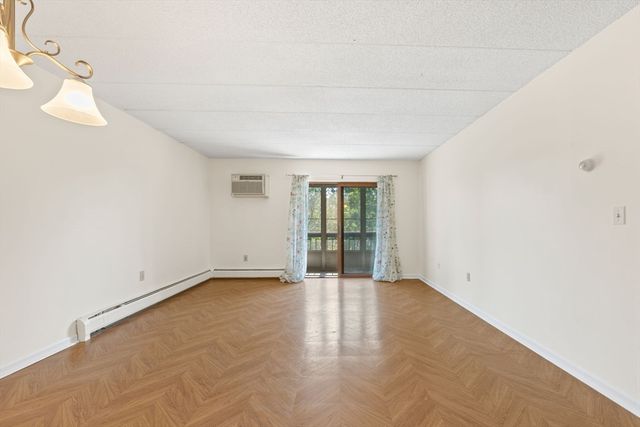 180 Green St 406, Melrose, MA 02176
